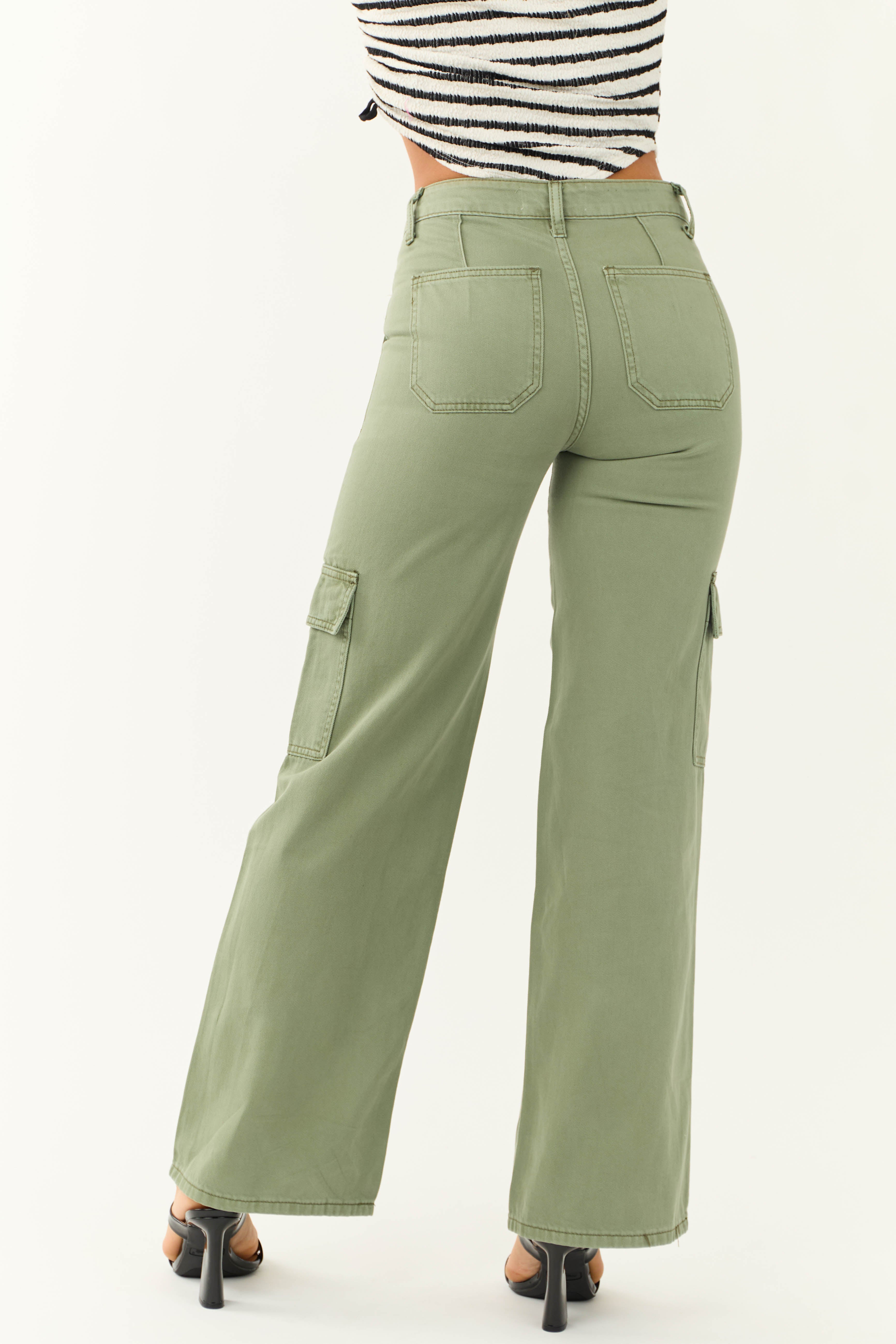 Vervet Olive High Rise Wide Leg Cargo Jeans-Newayad