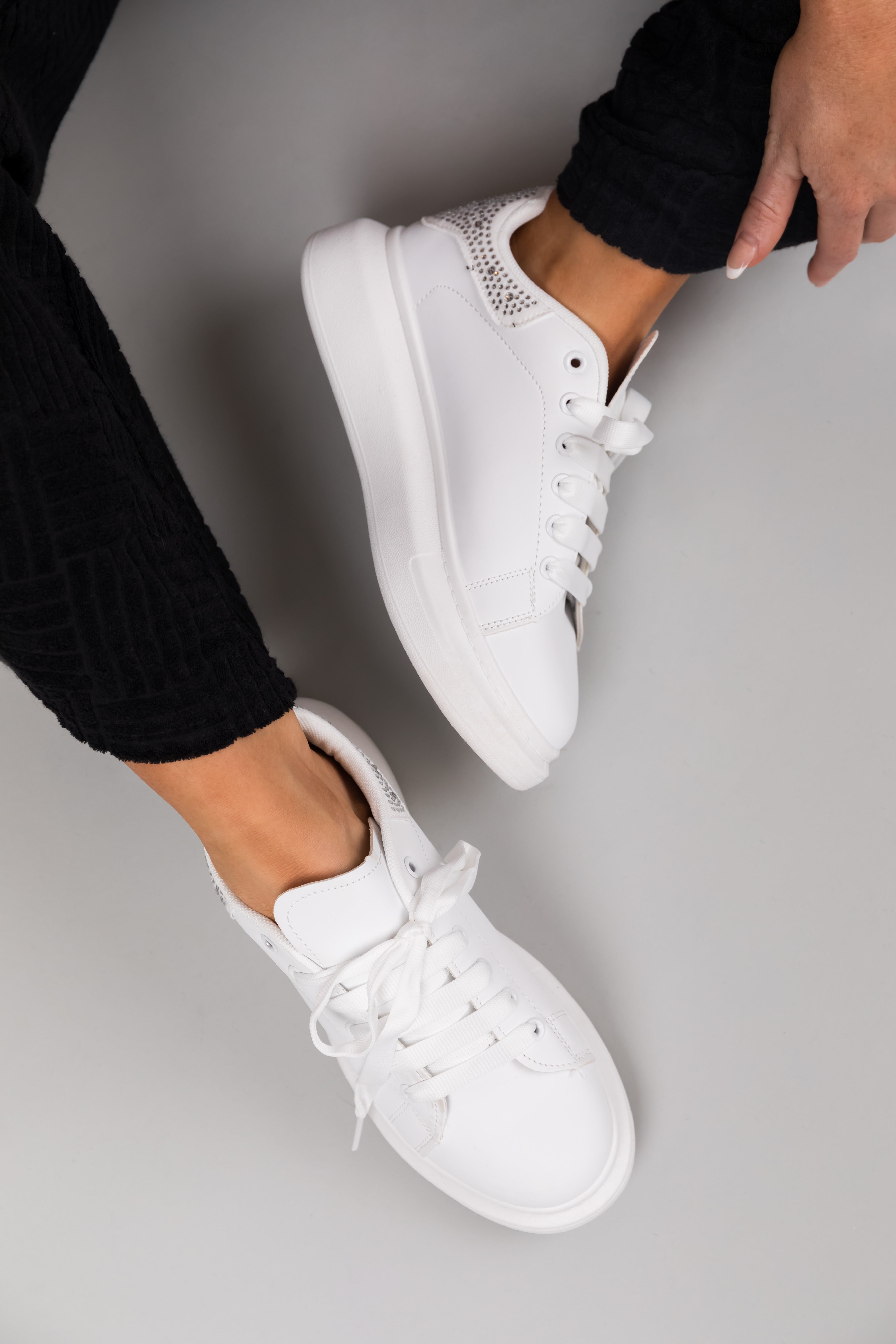 White and Silver Chunky Lace Up Tennis Shoes-Newayad