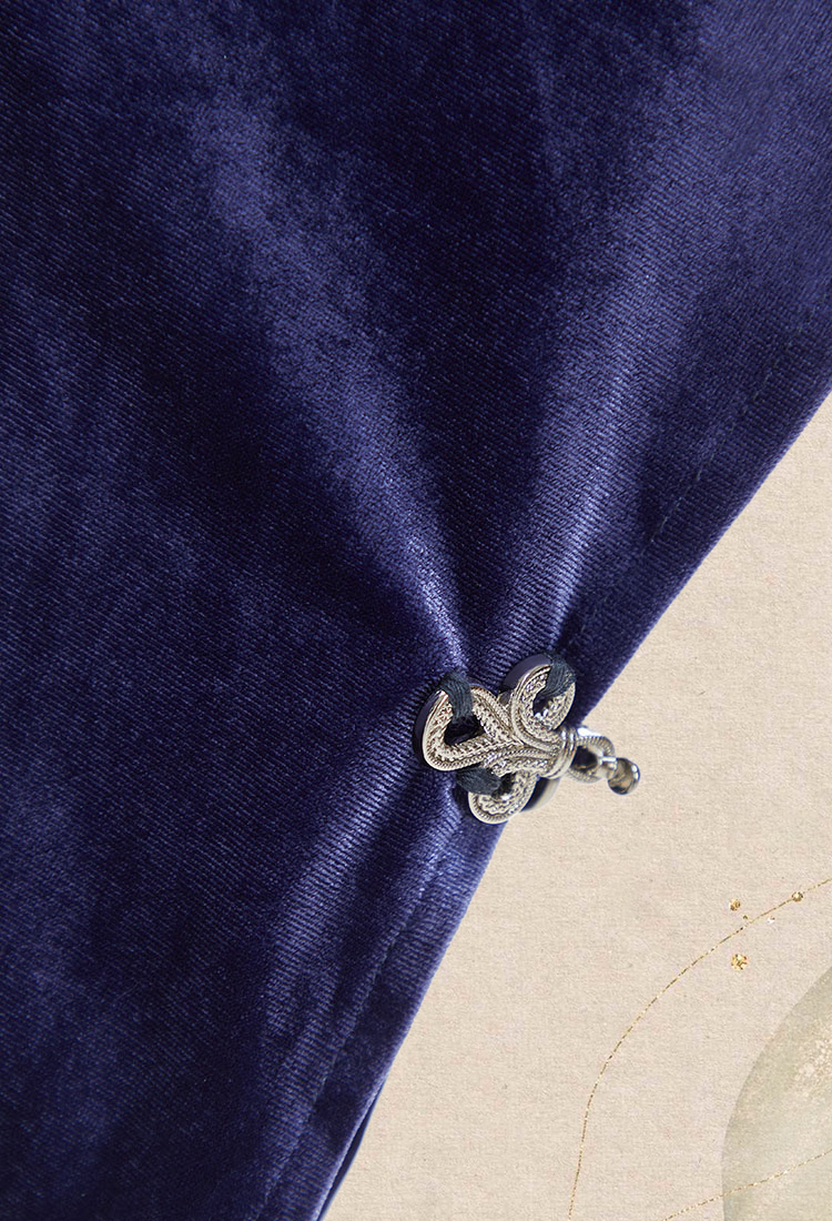 The Lord of the Rings Medieval Retro Velvet Cloak Renaissance Hooded Cape Halloween Witch Cloak