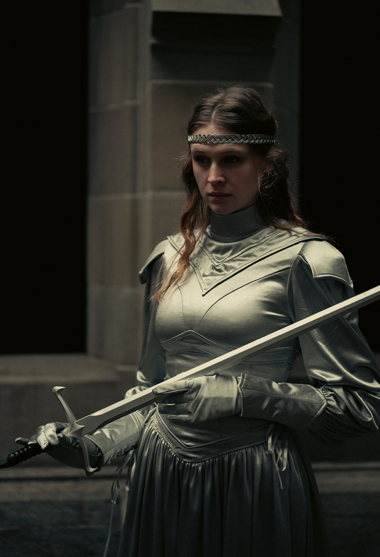 Medieval Elegant Female Warrior Dress Women Knight Maxi Dress with Gloves and Wrist Armor