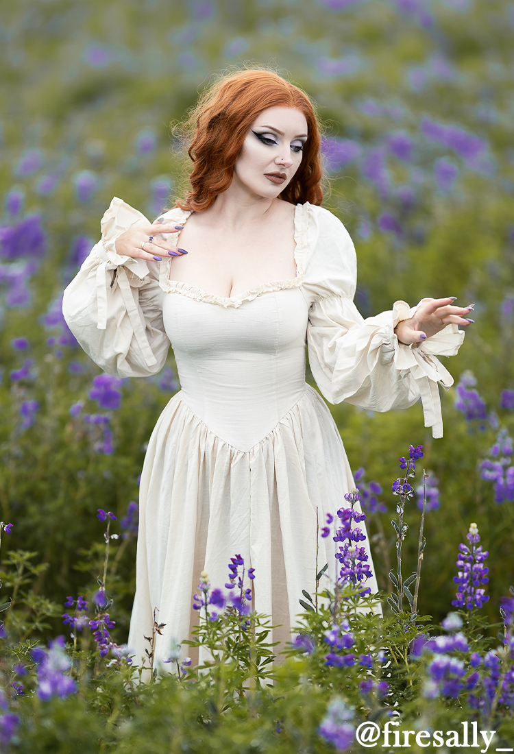 Medieval Renaissance Dress Princess Style White Long Sleeve Off Shoulder Dress with Ruffle Hem