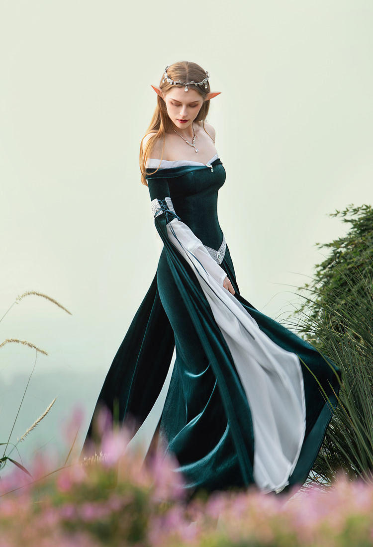 Medieval Renaissance Costume Elf Style Off Shoulder Green Velvet Long Slim-fit Dress