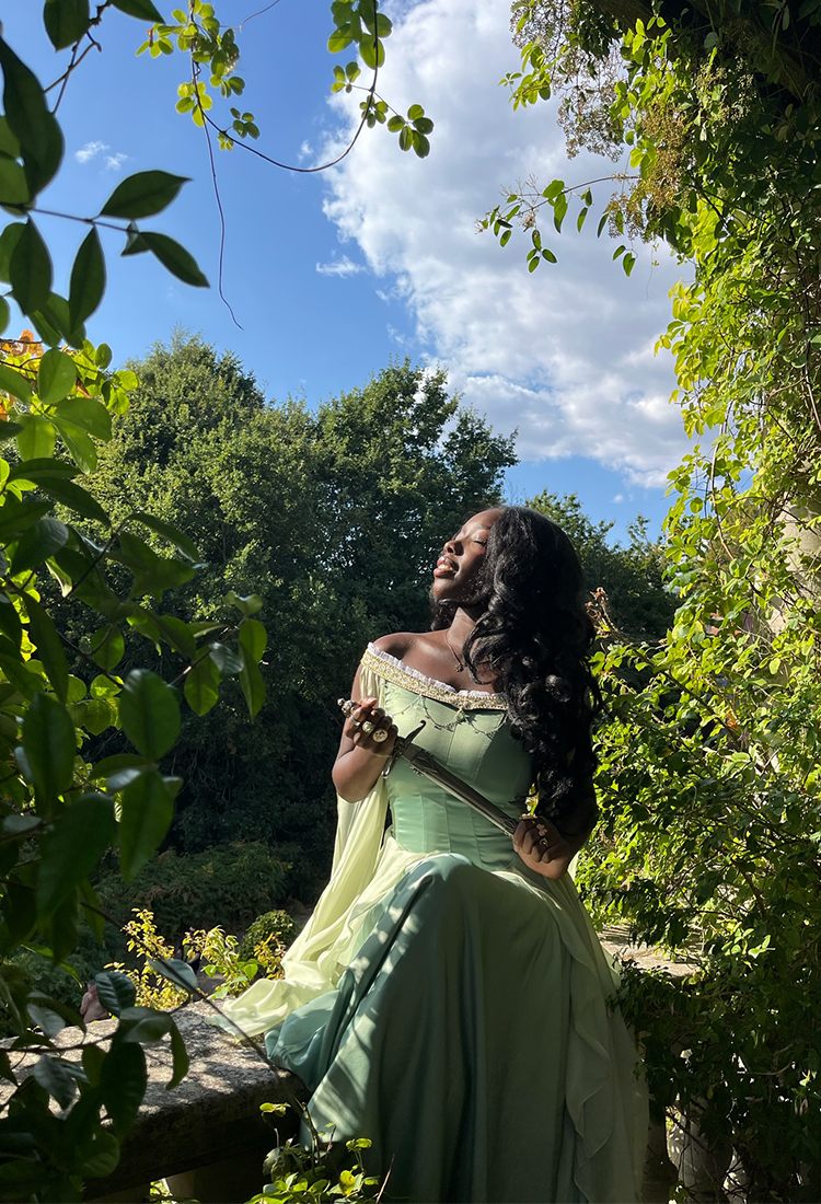 Medieval Dreamy Yellow Green Gradient Elf Dress Elegant Strapless Dress with Belt