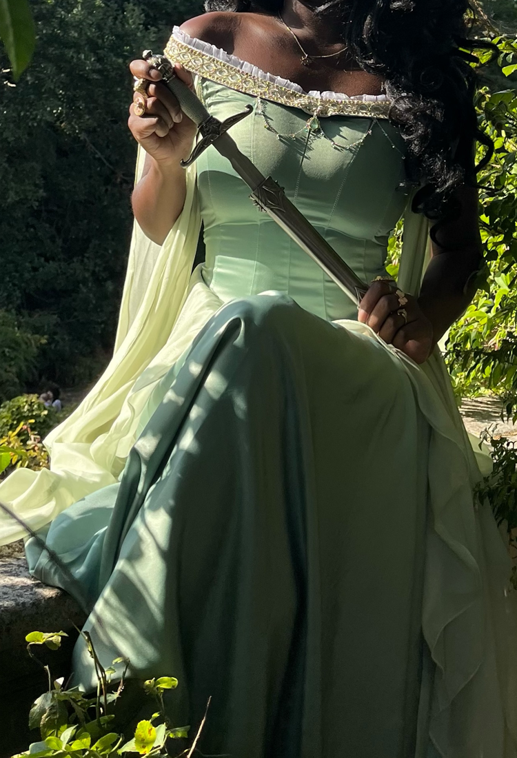 Medieval Dreamy Yellow Green Gradient Elf Dress Elegant Strapless Dress with Belt