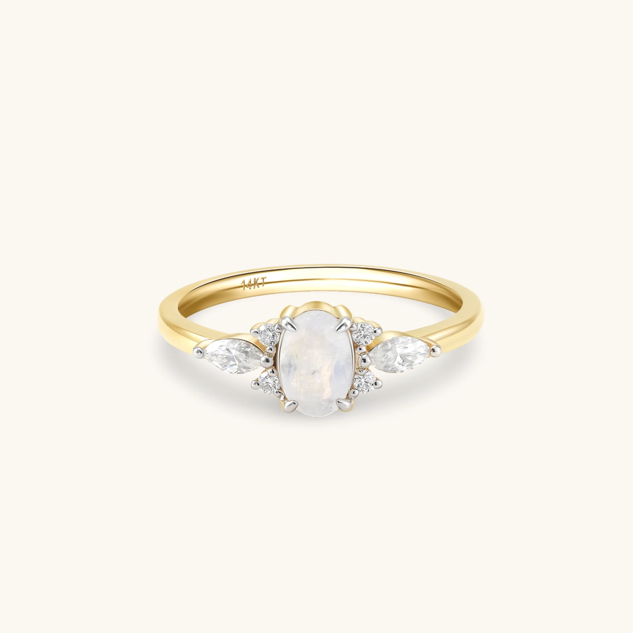 Mondstein Muse Ring