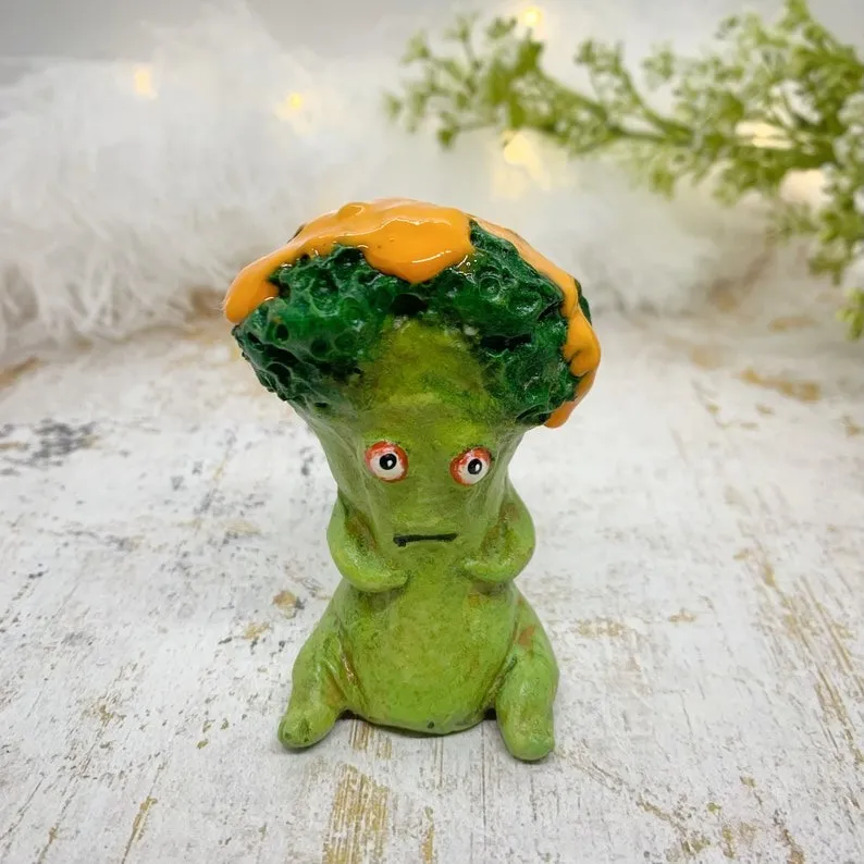 😆Cranky Carrot Figurine🥕