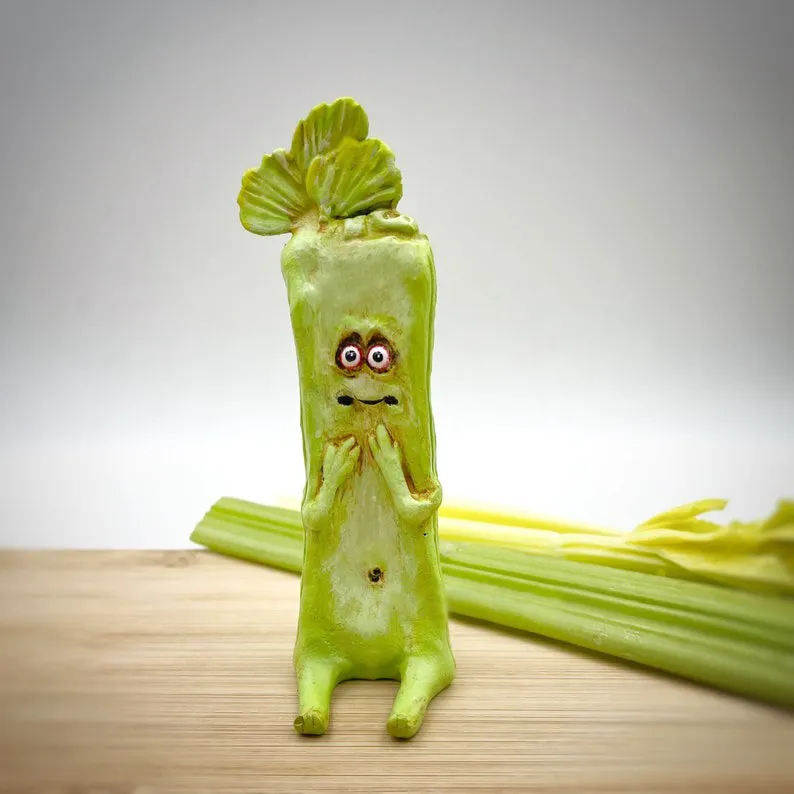 😆Cranky Carrot Figurine🥕
