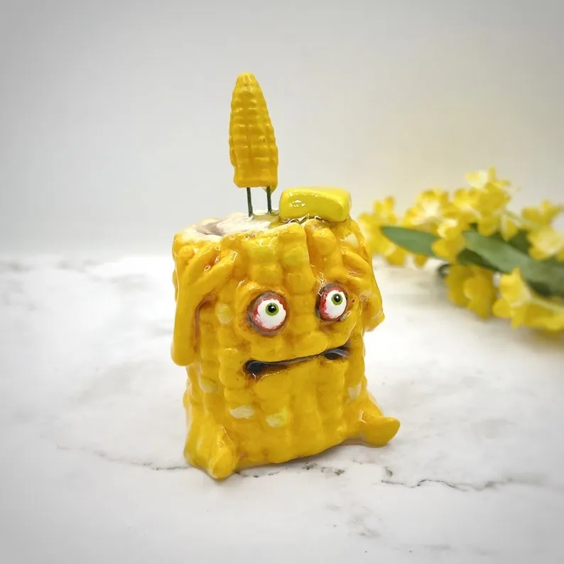 😆Cranky Carrot Figurine🥕