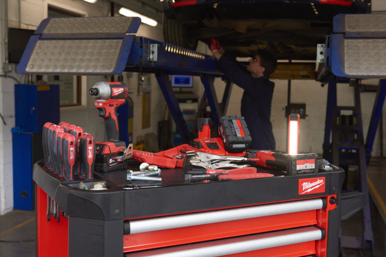 🛠️Milwaukee 234 Piece Master Tool Chest