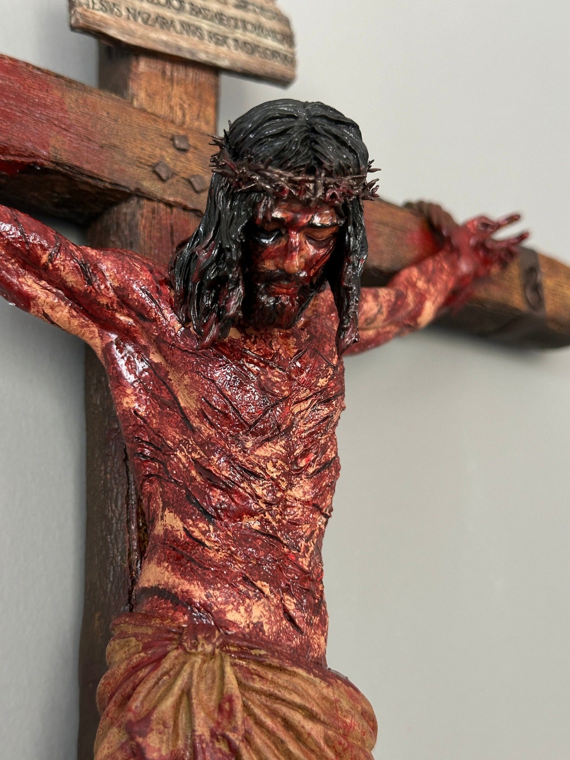 ✝️Handmade - Realistic Crucifix Christ