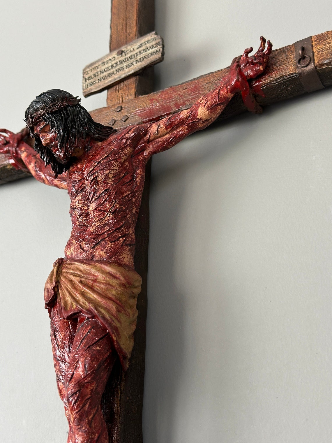 ✝️Handmade - Realistic Crucifix Christ