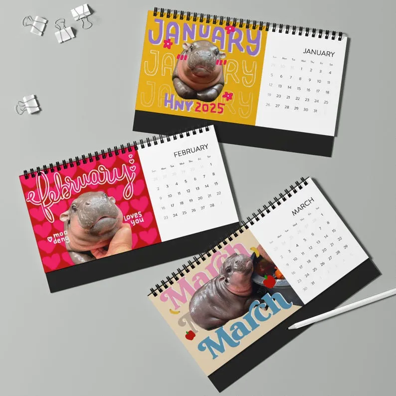 🦛Moo Deng | 2025 Desktop Calendar