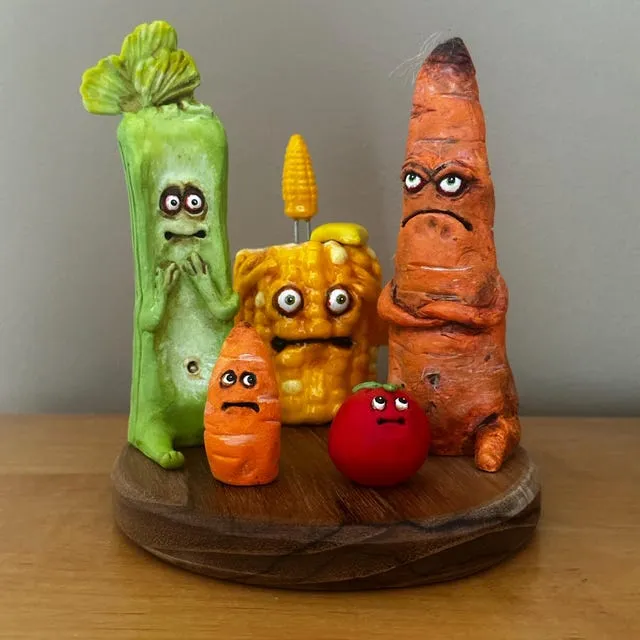 😆Cranky Carrot Figurine🥕