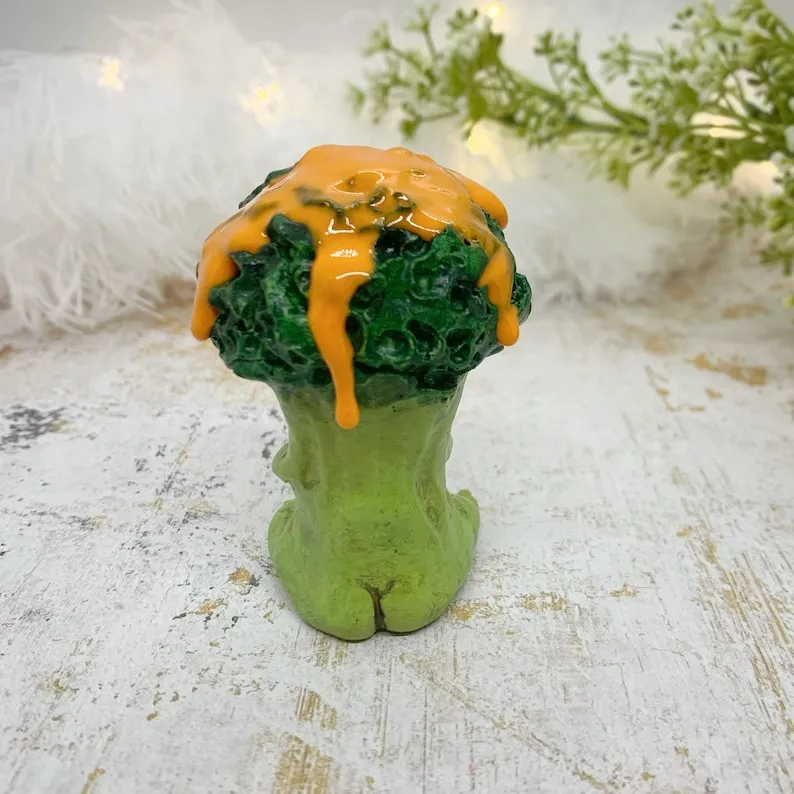 😆Cranky Carrot Figurine🥕