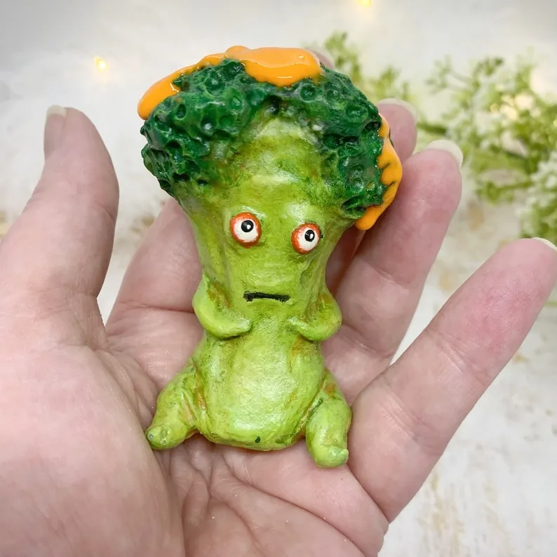 😆Cranky Carrot Figurine🥕