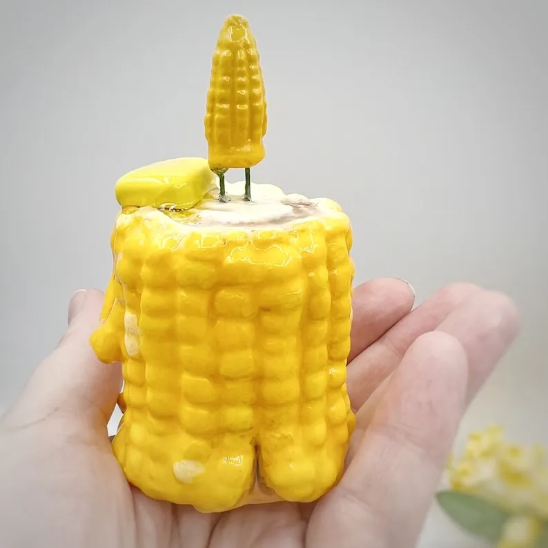 😆Cranky Carrot Figurine🥕
