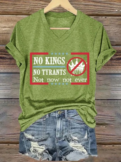Women's V-neck Retro No Kings In America Print Graphic Tee
