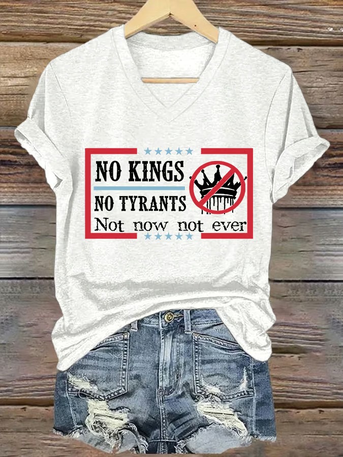 Women's V-neck Retro No Kings In America Print Graphic Tee