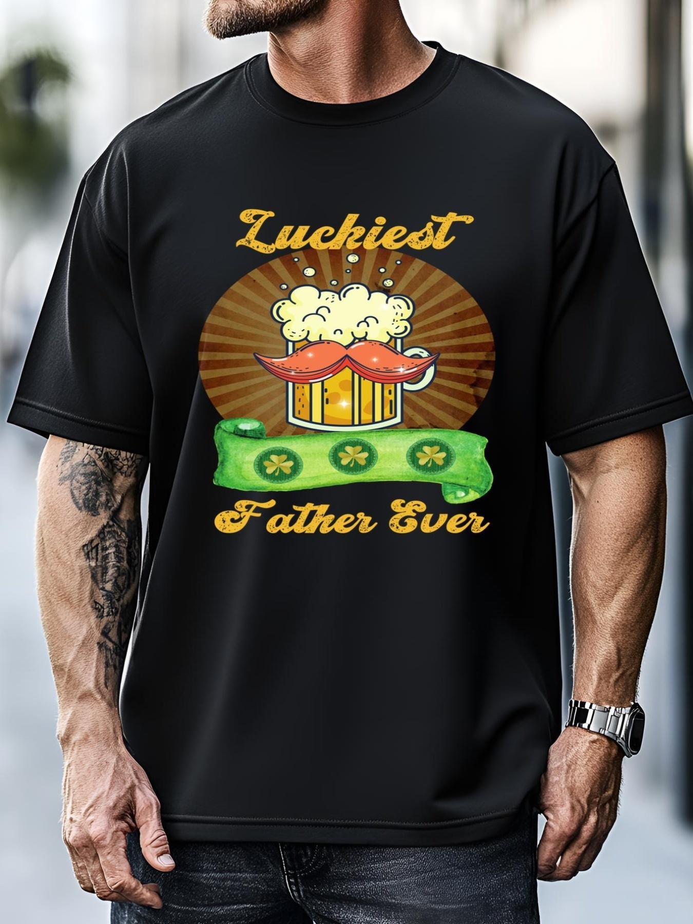 Unisex Luckiest Father Ever Saint Patricks Day St Pattys Funny Dad Funny Gift T-Shirt