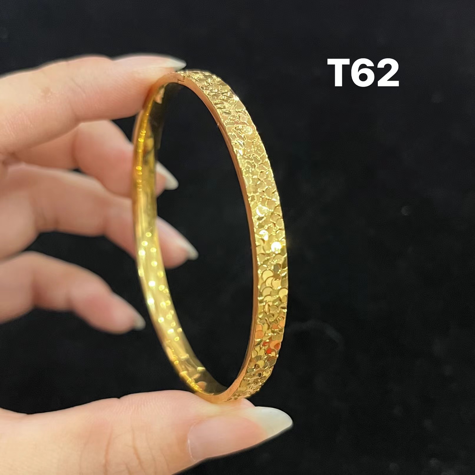 T62Fashion Trendy Simple Bangle,Daily Clothing Decor,All-match Jewelry for Birthday Gift
