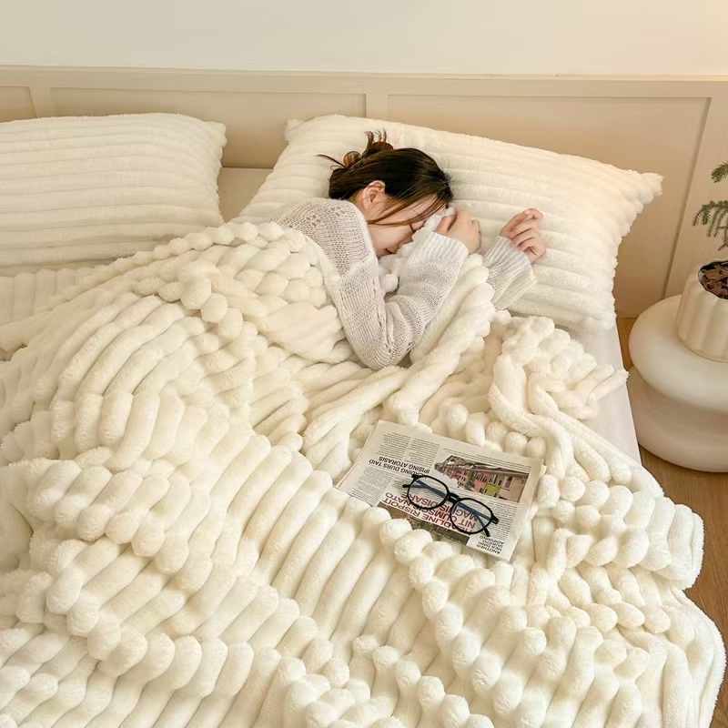 Bedspreads and throws