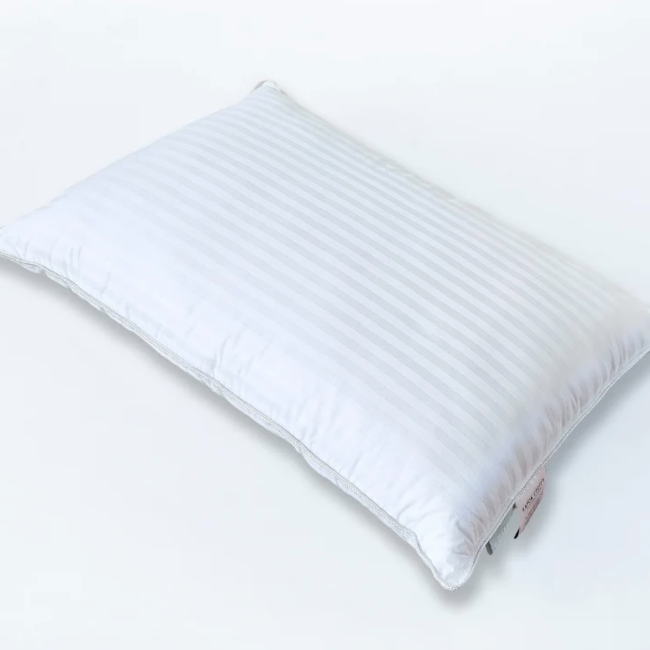 Synthetic Clusterfibre Standard Pillow, Firm