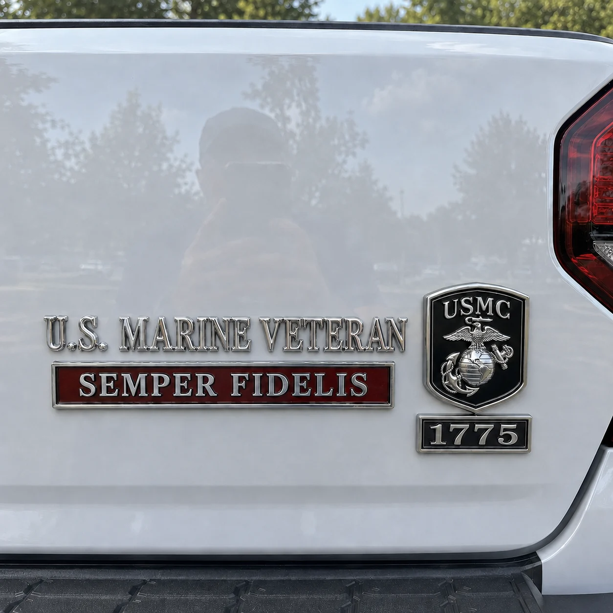 🦅 U.S. Marines Veteran Semper Fidelis 3D Metal Car Emblem Badge – Honor Courage Commitment Vehicle Decal for Marine Corps Veterans