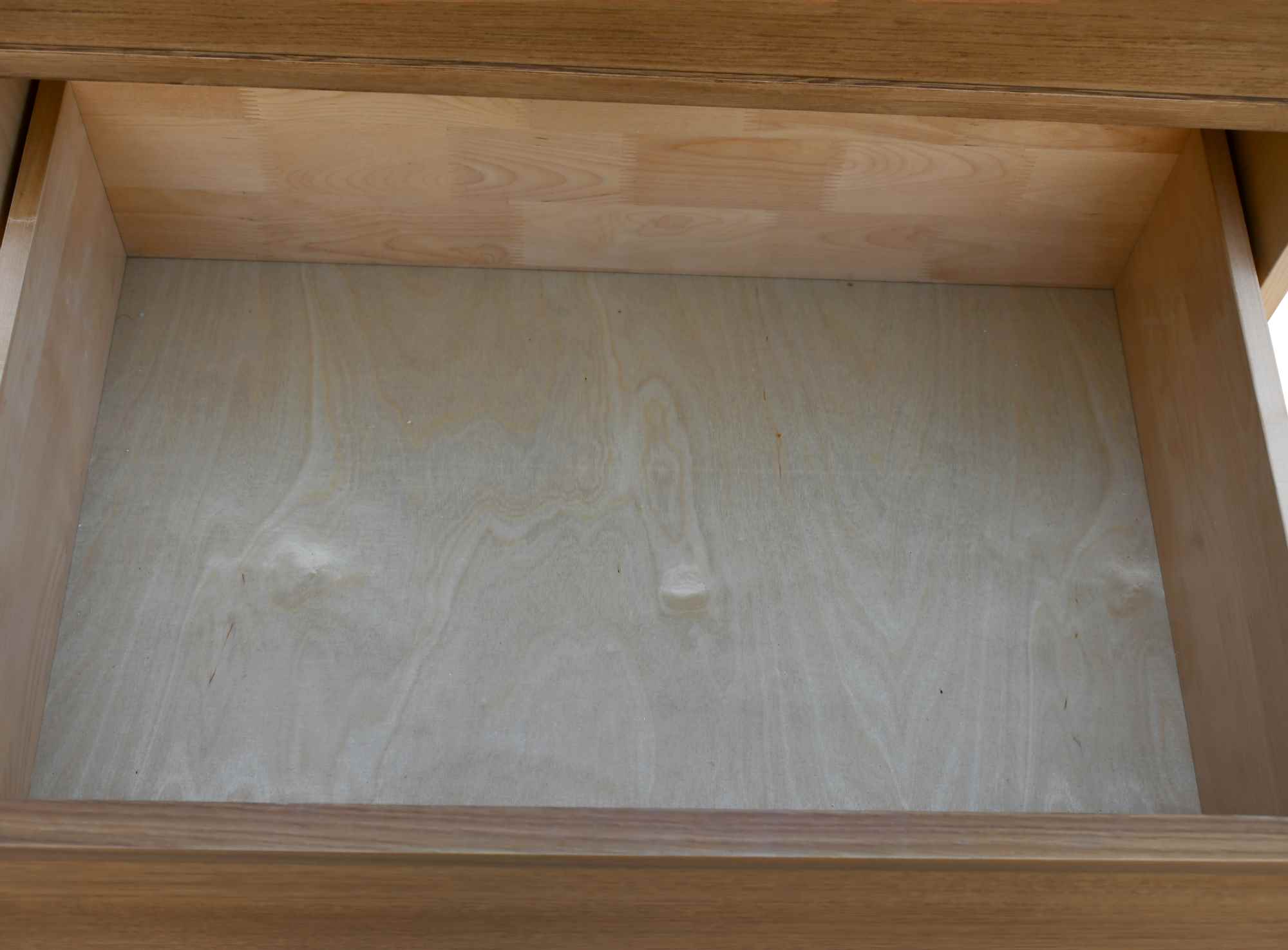 Natural Box Oak Slim - 18"W Drawer Base Cabinet 3-Drawers