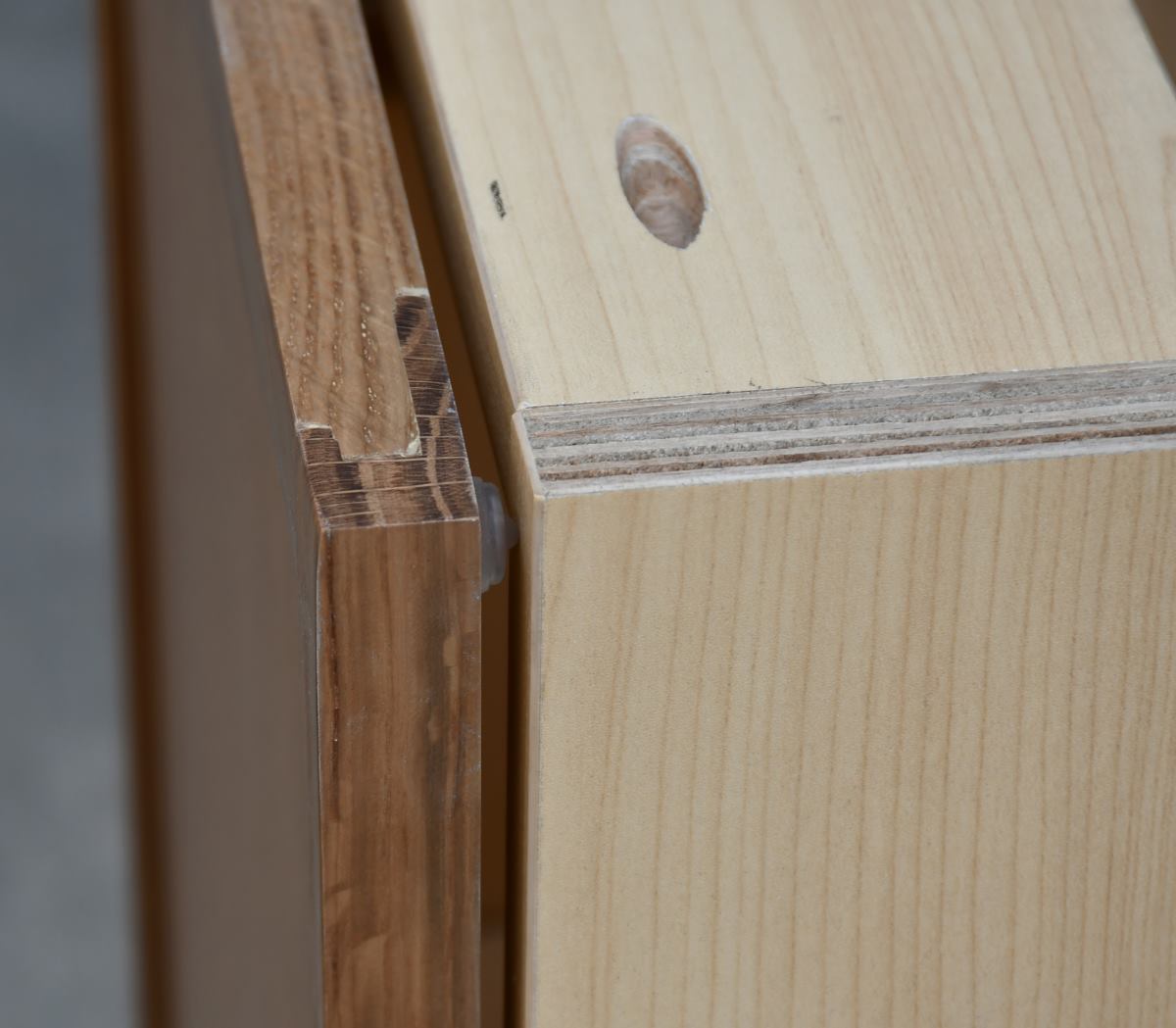 Natural Box Oak Slim - 15"W Standard Base Cabinet 1-Door 1-Adjustable shelf