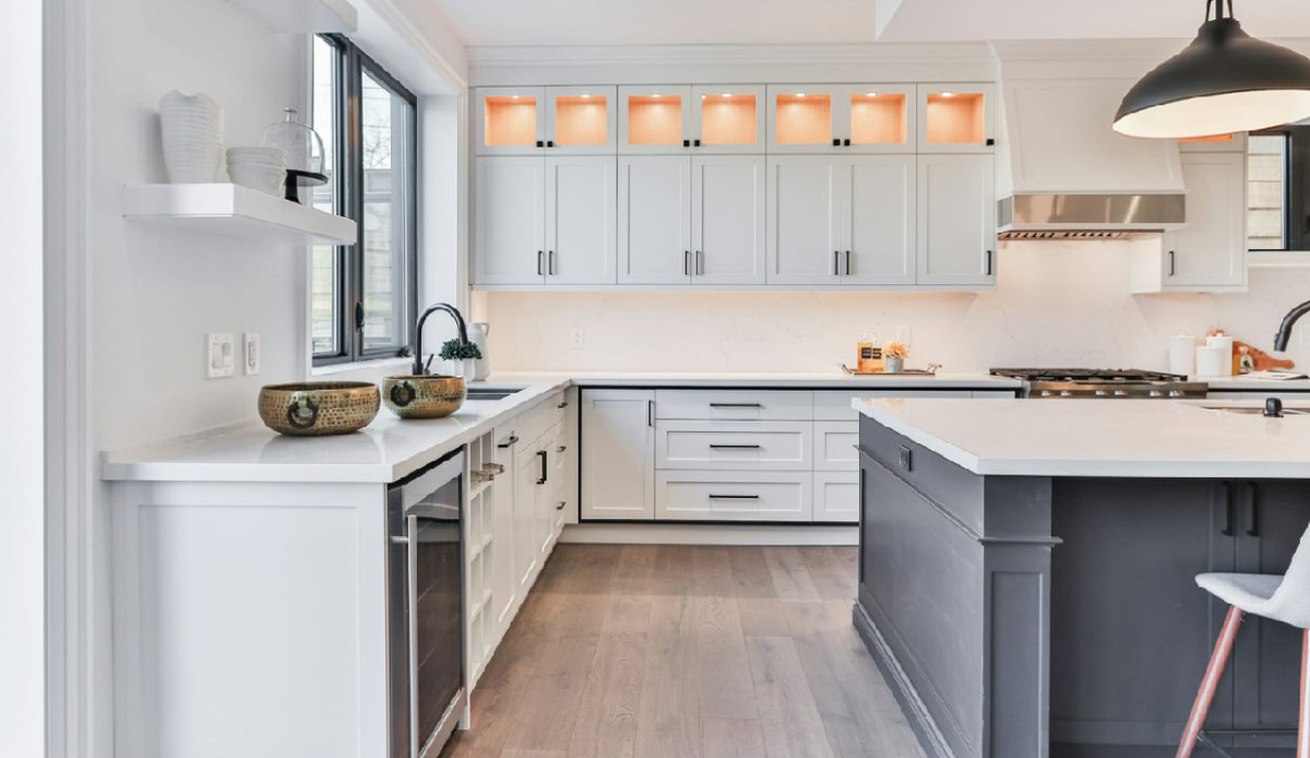 Mallorca Collection White Shaker (Frameless) Sample Door