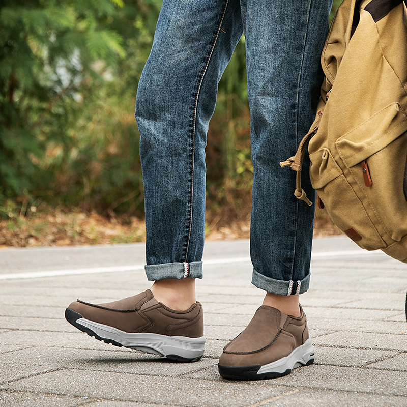 MEN'S COMFORTABLE GENUINE LEATHER SNEAKERS WITH ARCH SUPPORT AND SHOCK ABSORPTION