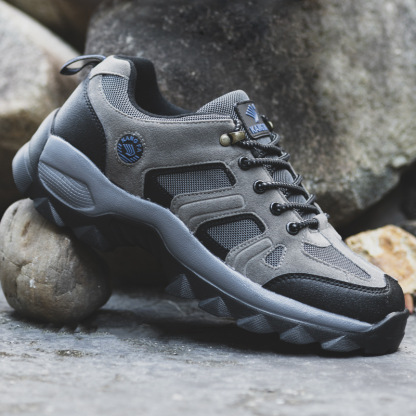 MEN'S OUTDOOR ULTRALIGHT COMFORTABLE HIKING SHOES