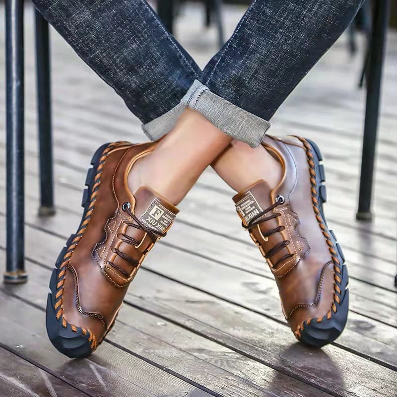 🔥Halloween Offer🎁--40% OFF 🎉Men Hand Stitching Non-slip Soft Bottom Casual Leather Shoes