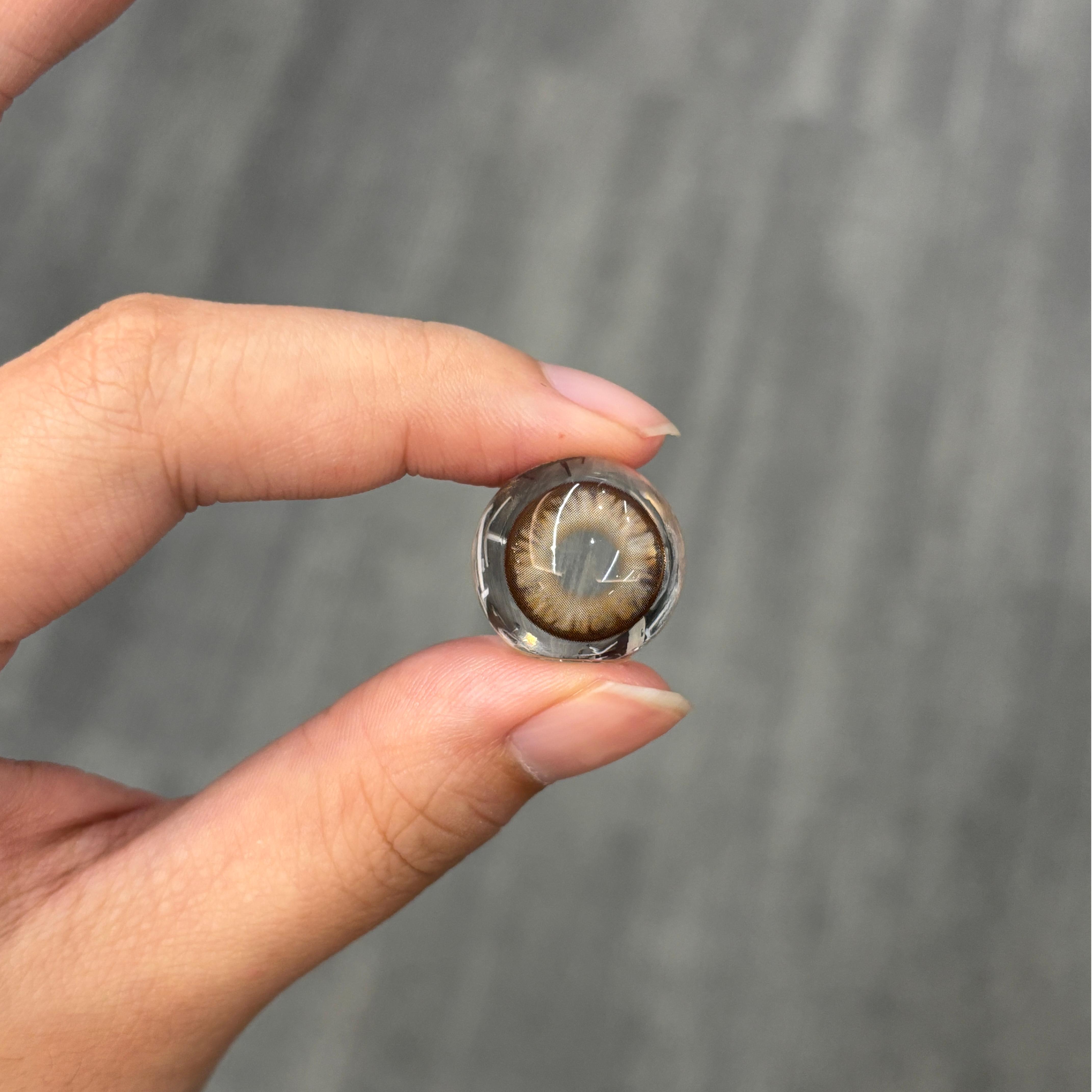 Akiwaii Serenia Brown[Yearly]