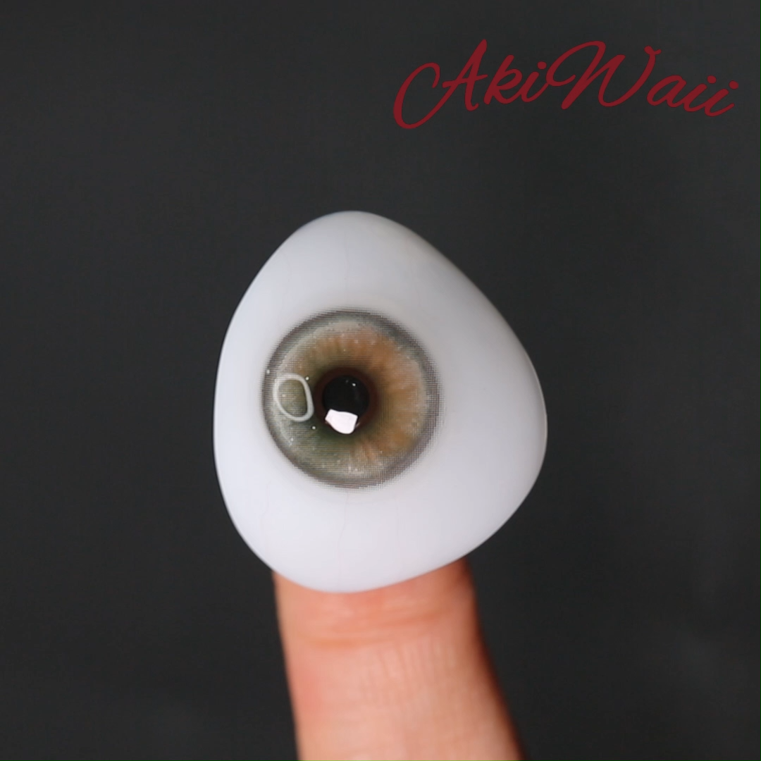 Akiwaii Kiera Brown [Yearly]