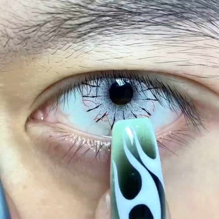 Akiwaii Volyn Grey [Yearly]