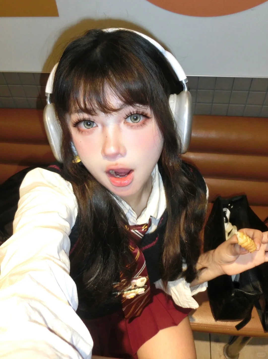 Akiwaii Peko Brown [Yearly]