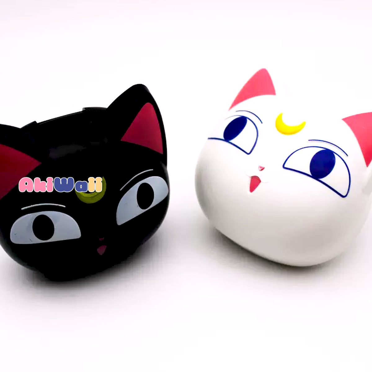 Akiwaii Frostgale Lens Case