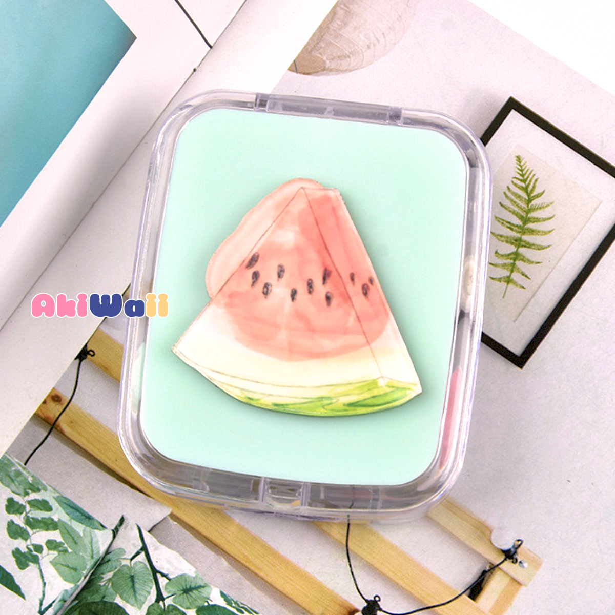 Akiwaii Solstice Star Lens Case