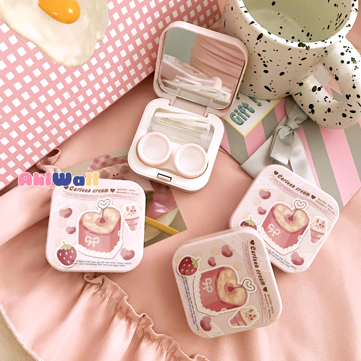 Akiwaii TwinkleGaze Lens Case