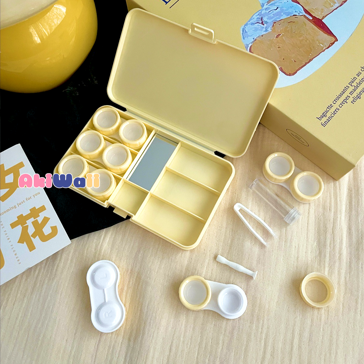 Akiwaii Mystique Lens Case