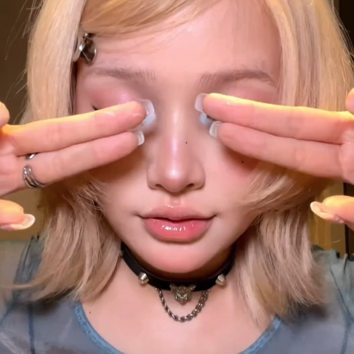 Akiwaii Norey Blue [Yearly]