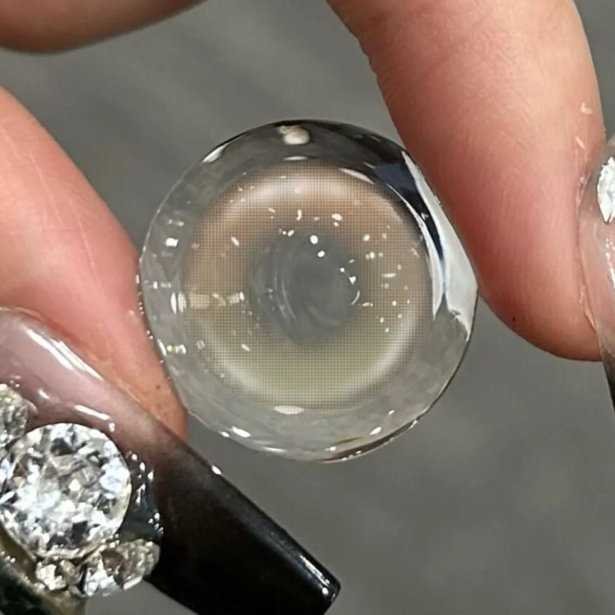 Akiwaii Aurylis Brown [Yearly]