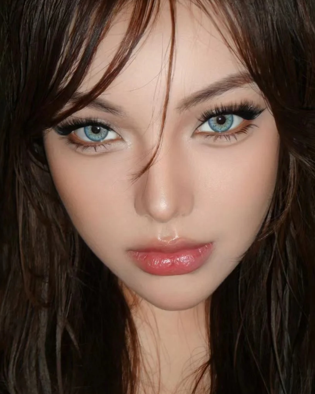 Akiwaii Glowpop Blue [Yearly]