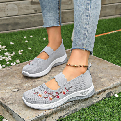 🔥Last Day Promotion 70% OFF🔥- Women's comfortable breathable floral knitted sneakers