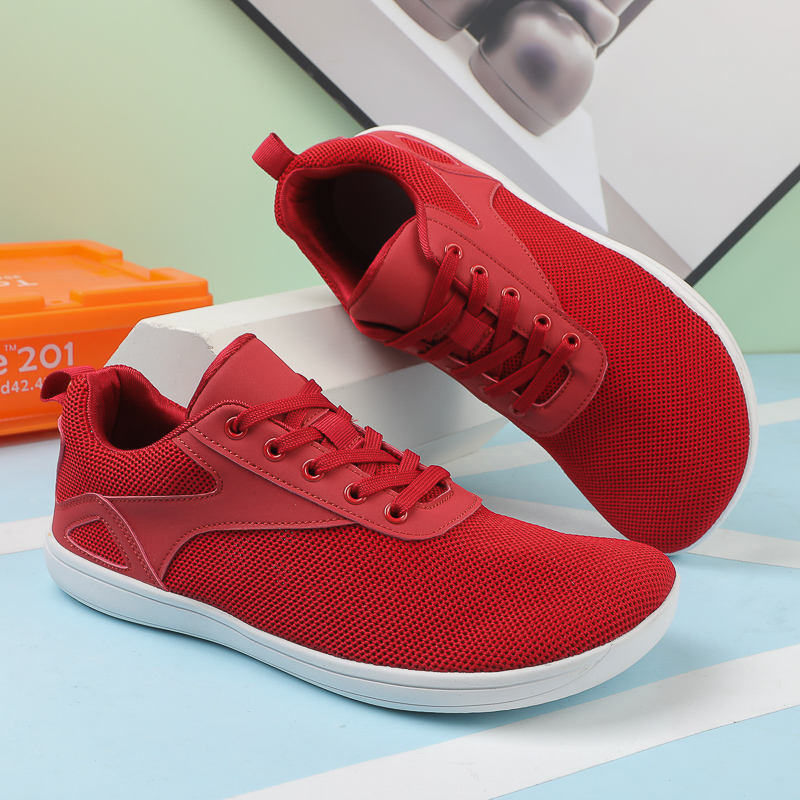 New wide last casual sports shoes for men and women