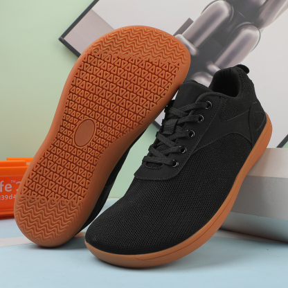 New wide last casual sports shoes for men and women
