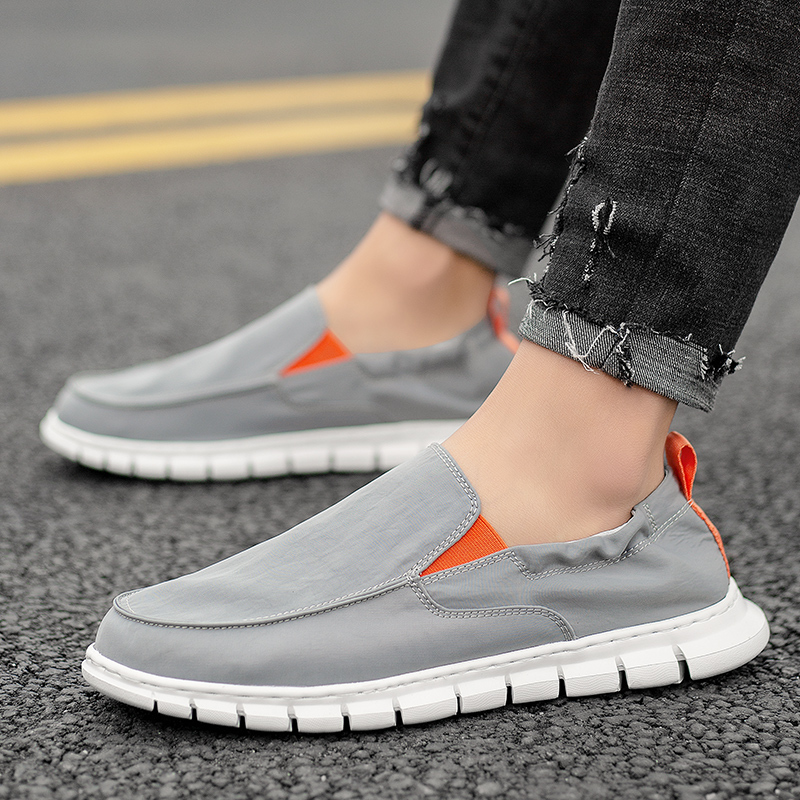 High quality waterproof casual shoes for men