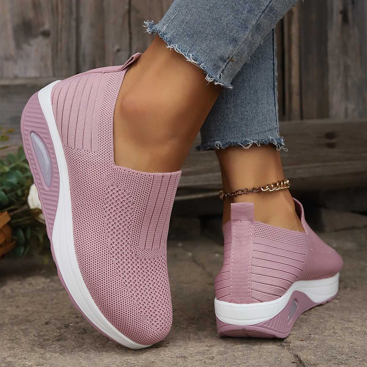 Women’s Orthopedic Comfy Sneakers