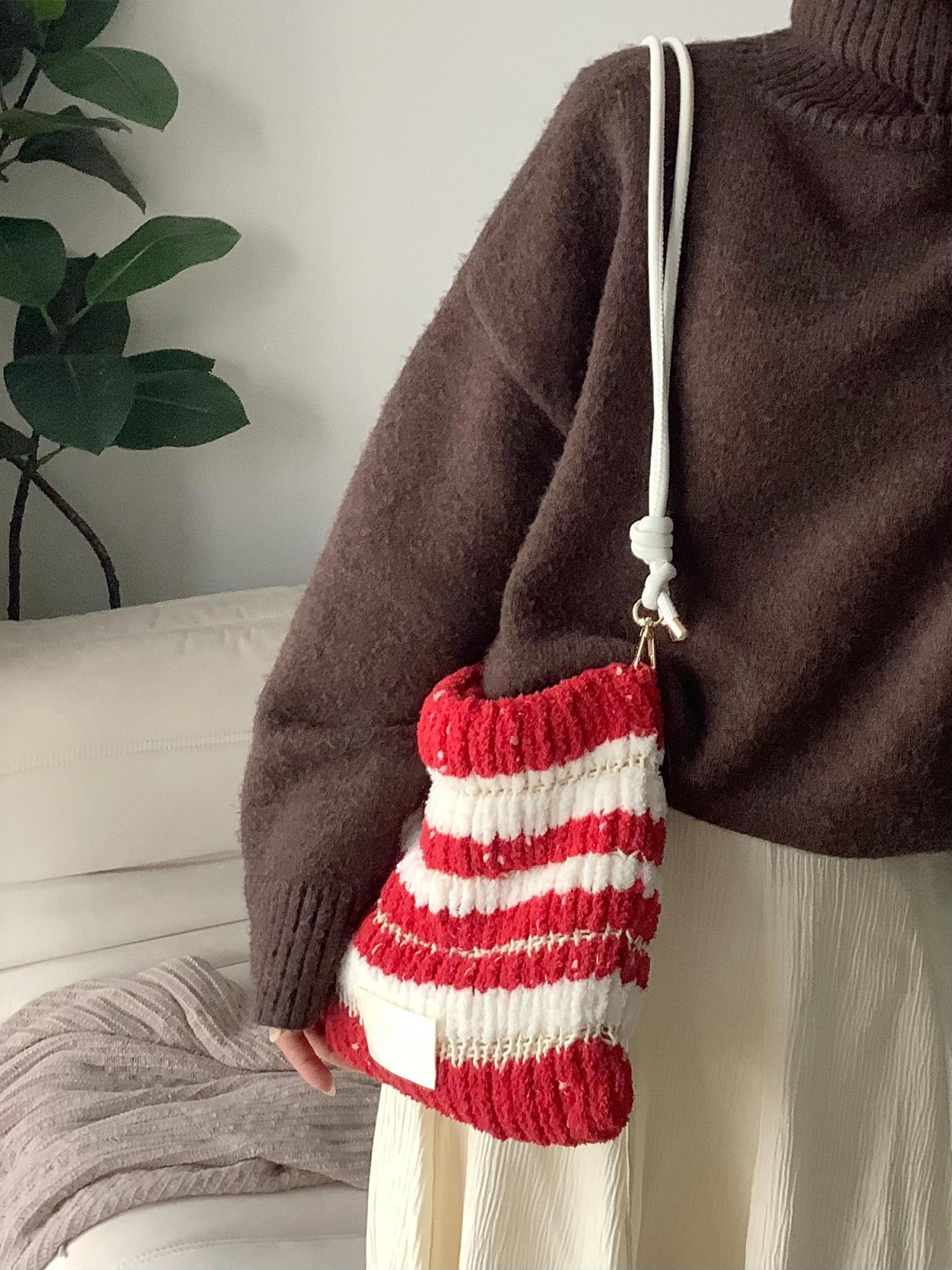 Fleece color matching bag DIY material bag shoulder crossbody soft handwoven bag autumn and winter gift original-HOOKSTH